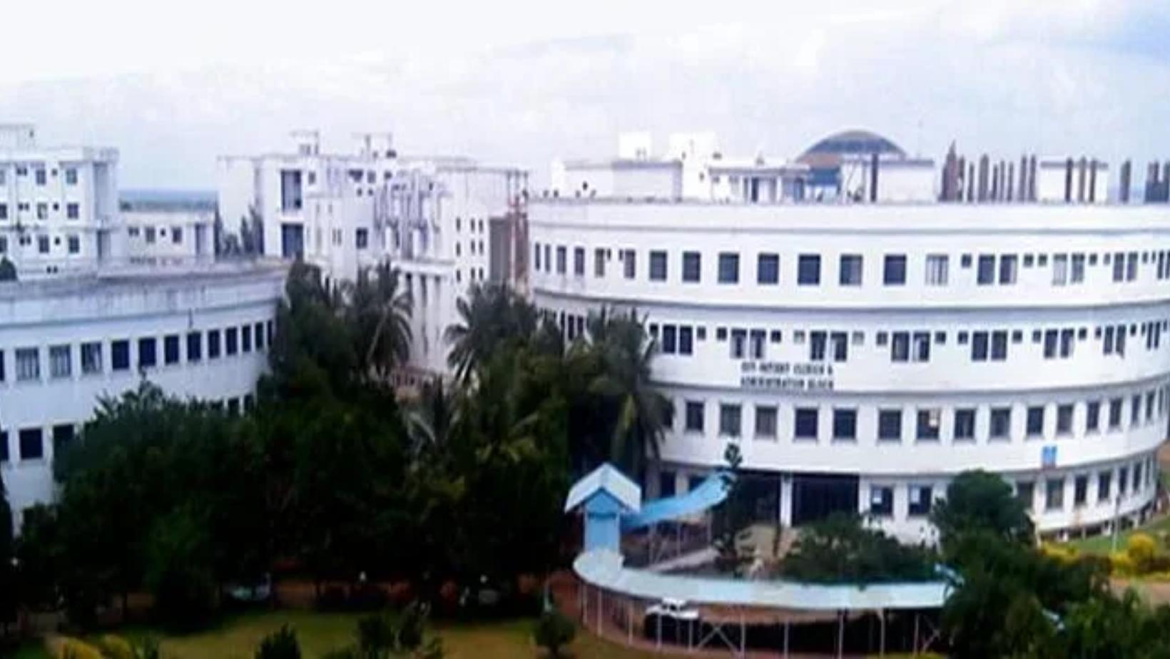 Pondicherry Institute of Medical Sciences (PIMS).jpg